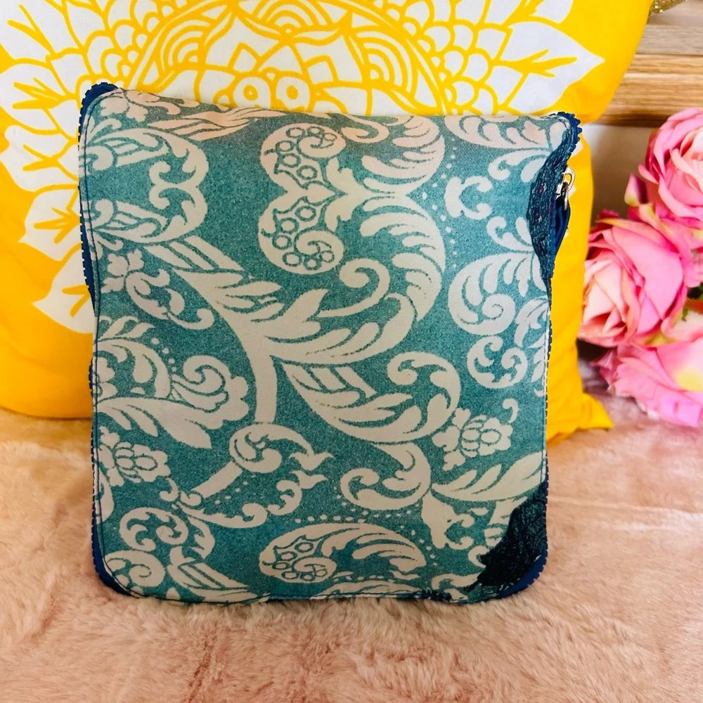 Chico’s Women’s Blue Paisley Colorful Foldable Zip Shopping Tote